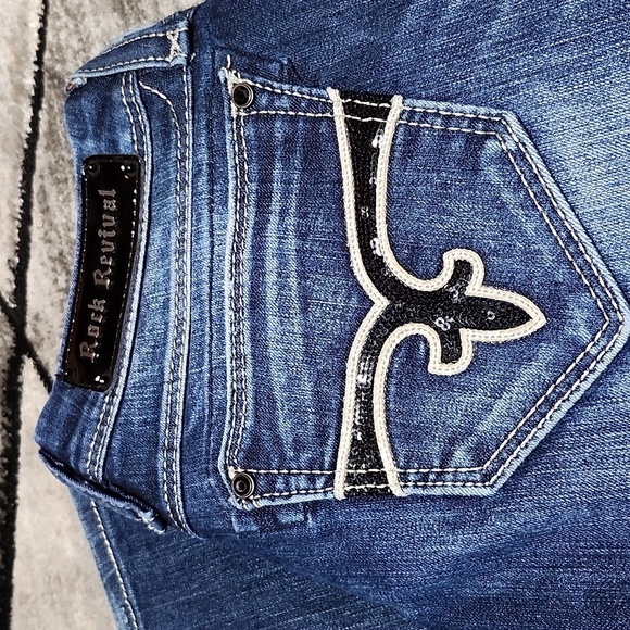 ROCK REVIVAL CHARLOTTE BLACK SEQUINS RHINESTONES EASY-FIT BOOT LEG DENIM JEAN - Picture 2 of 16